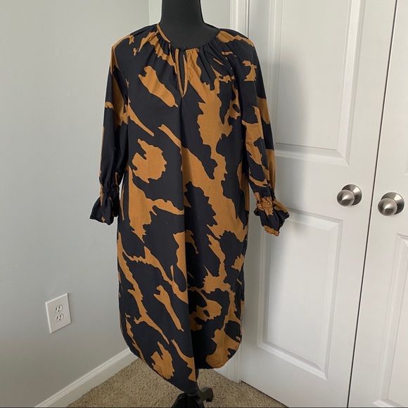 Who What Wear Balloon Sleeve Oversized Pattern Shift Dress - Picture 2 of 4